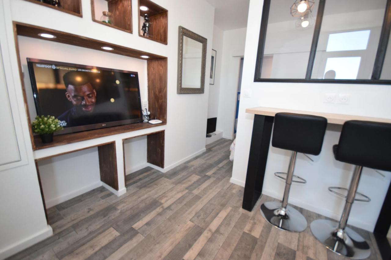 Design Appart - Hyper Centre - Tram - Free Wifi - Lerelaisdodile21 Valenciennes Esterno foto