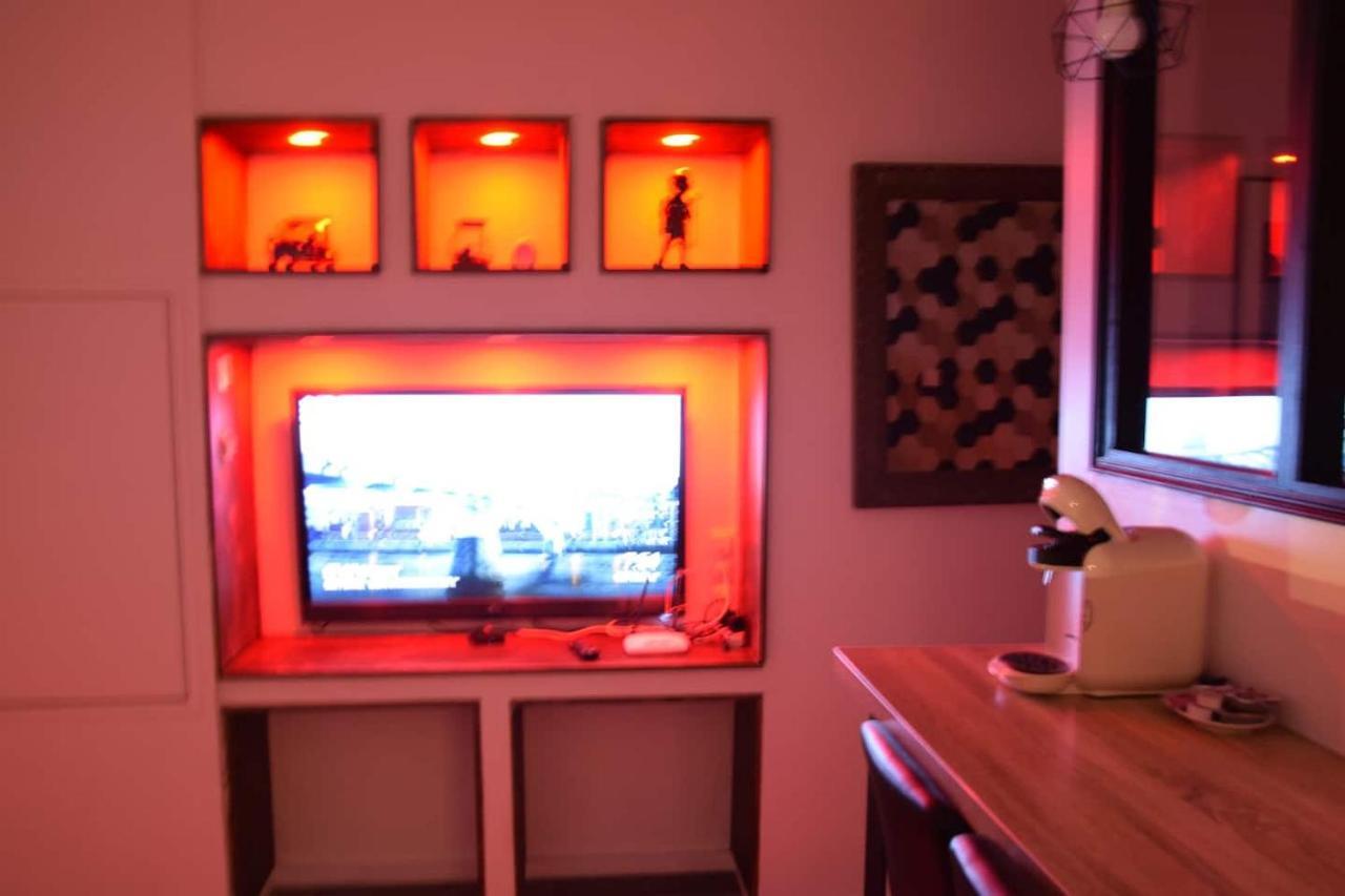 Design Appart - Hyper Centre - Tram - Free Wifi - Lerelaisdodile21 Valenciennes Esterno foto